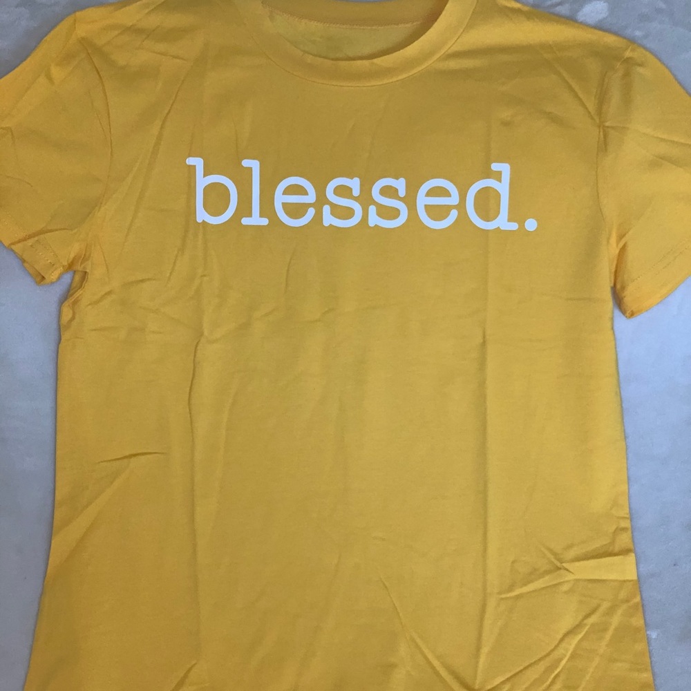 HOST PICK🎉 Blessed shirt